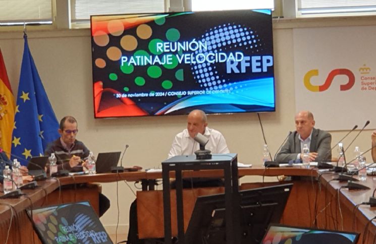 Celebrada reunin con los clubes de las Ligas de 1 y 2 divisin, representantes de la especialidad de Patinaje Velocidad de las Federaciones Autonmicas y miembros de la Asamblea de la especialidad de Patinaje Velocidad